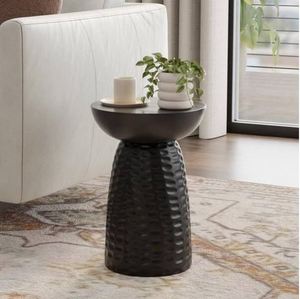 Table d'appoint en métal martelé noir mat texturé, vente en gros - Product Image 3
