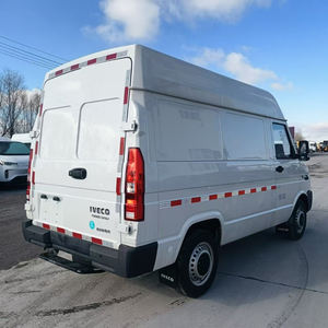 <span class=keywords><strong>IVECO</strong></span> TURBO <span class=keywords><strong>DAILY</strong></span> V35 2.5T Diésel, Furgoneta de Carga con Frenos de Disco en las Cuatro Ruedas, ABS+EBD y Radar de Reversa. - Product Image 5