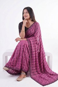 Sari en polyester rose avec broderie noire et paillettes pour femmes, tenue traditionnelle indienne pour mariage - Product Image 3