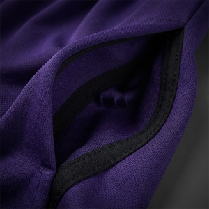 กางเกงขาสั้นลำลองผู้ชาย โพลีเอสเตอร์ 100% สีพื้น เอวกลาง มีเชือกผูก ระบายอากาศได้ดี เป็นมิตรกับสิ่งแวดล้อม แห้งเร็ว มีโลโก้ด้านหน้า สไตล์สปอร์ต - Product Image 6