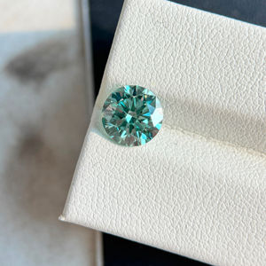 เพชร Aura Verde 5.00-5.10 กะรัต ทรงแฟนซีอินเทนส์บริลเลียนท์คัท เพชรสังเคราะห์เพาะเลี้ยงในห้องปฏิบัติการ รับรองโดย IGI ระดับความสะอาด VVS2 VS1 เพชรเม็ดเดี่ยวคุณภาพพรีเมียม - Product Image 2