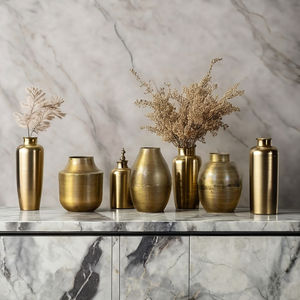 Vases modernes en aluminium antique - Product Image 5