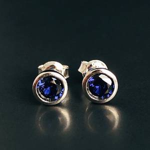 Pendientes de Plata de Ley con Zafiro Azul, Piedra de Nacimiento de Septiembre, Joyería de Piedras Preciosas, Regalo para Mujer - Product Image 1