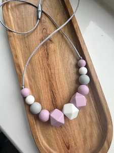 Collier en résine géométrique perlé, rose pastel, blanc, gris, unisexe, bijou fantaisie mignon, cadeau - Product Image 6