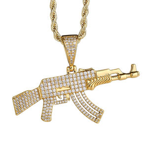 Pendentif AK47 Iced Out en alliage plaqué or avec micro-pavé de strass, style hip-hop, bijoux pour hommes - Product Image 1