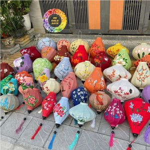 Farol de Bambú Vietnamita Hecho a Mano con Flores, Decoración para Bodas, Lámpara Colgante para Fiestas, Eventos, Restaurantes, Hogar y Jardín - Product Image 4