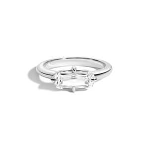 Anillos de compromiso de diamantes cultivados en laboratorio, corte cruzado, 2 quilates, engaste de garra tipo brújula, oro de 14K, banda abovedada redondeada de 2.4 mm, venta al por mayor B2B - Product Image 5
