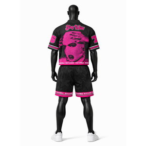 Ensemble maillot et short de football américain de qualité durable, uniforme sportif respirant, tenue d'équipe personnalisée pour les entraînements et les matchs - Product Image 3