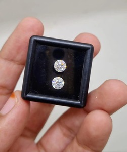 2 pièces de moissanite blanche ronde de 5,50 mm, taille excellente, vente en gros, conception de bijoux personnalisés - Product Image 5
