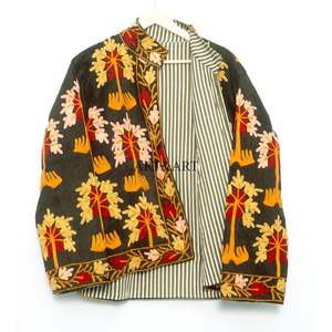 Vente en gros : Veste matelassée en coton 100 % brodée pour femme - Style rétro bohème, écologique et respirant, directement de l'usine - Product Image 6