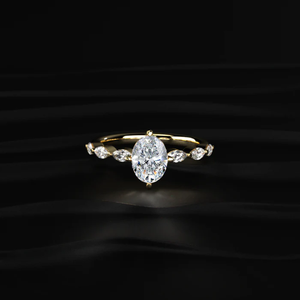 Anillo de Diamantes de Corte Ovalado de 1 Quilate de Primera Calidad con Piedras Laterales Marquise, Elegante Anillo de Compromiso, Joyería Clásica de Boda para Mujer - Product Image 1