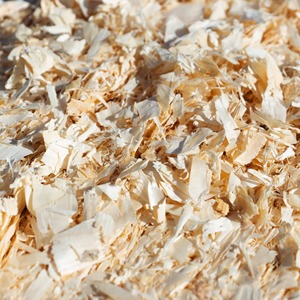 Residuos de madera blanda seleccionados, virutas de madera para exportación a granel, suministro de lecho limpio, seco y empaquetado de forma segura para animales - Product Image 6