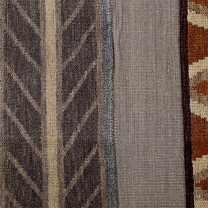 Tapis géométrique en laine tufté à la main Desert Rhythm, gris et marron, à rayures tribales, pour salon, hôtels, intérieurs, antidérapant - Product Image 3