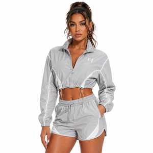 Veste coupe-vent courte noire à manches longues en nylon réfléchissant sur mesure pour femme, avec passepoil, en polyester, style survêtement, pour homme - Product Image 2