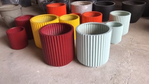 Ecova-macetas de fibra de vidrio, macetas de flores ligeras acanaladas - Product Image 1