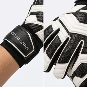 Gants de gardien de but d'entraînement de boxe à doigts entiers, blancs et noirs, en cuir PU, respirants, imperméables, antidérapants, avec sangle de poignet réglable - Product Image 6