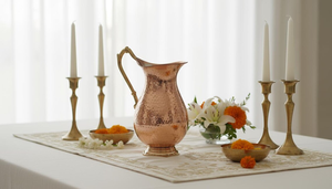 Pichet à eau en cuivre et céramique fait main avec couvercle, jetable pour mariages et fêtes - Product Image 3