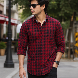 Camisa de Franela a Cuadros Roja Premium para Hombre |   Camisa de Trabajo Cómoda de Manga Larga con Botones |   Ropa Casual y Elegante para Exteriores - Product Image 3