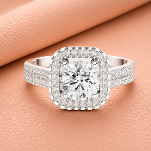Anillo de Compromiso Radiant Cushion Halo con Diamantes para Mujer en Oro Amarillo, Oro Blanco y Oro Rosa, Joyería Fina para Novia, Regalo - Product Image 2