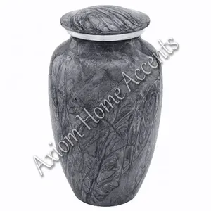Elegancia Atemporal en una Urna Funeraria de Aluminio Hecha a Mano para Hacer Homenaje a la Memoria de sus Seres Queridos por Axiom Home Accents - Product Image 5