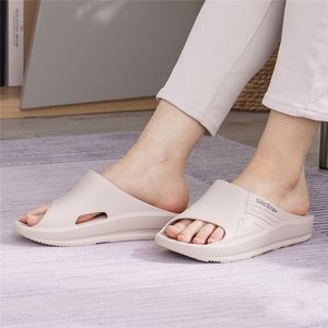Taiwan made <b>arch</b> <b>support</b> new OEM ODM EVA soft highted <b>slippers</b> for men - Product Image 4