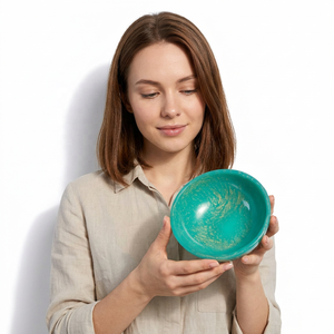 Bol de service en résine fait main et personnalisé - Vaisselle de table écologique pour les fêtes - Collection artisanale - Product Image 1