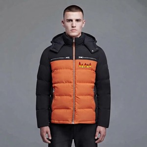 Chaqueta de Invierno para Hombre con Capucha, Acolchada, Color Naranja y Negro, Cortavientos, Cierre Frontal con Cremallera, Informal, Gruesa, con Relleno de Poliéster - Product Image 1