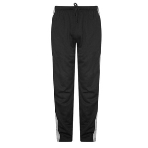 Ensemble de survêtements pour hommes en polyester et coton, personnalisés, à capuche, respirants, à séchage rapide, légers, pour l'entraînement et le jogging, vente en gros - Product Image 3
