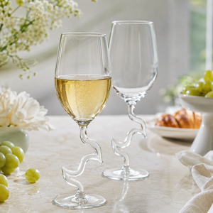 Verres à cocktail transparents en borosilicate faits à la main de 310 ml, sans plomb, coupe Martini, verres à margarita, verrerie de bar réutilisable en gros - Product Image 1