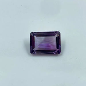 พลอยอเมทิสต์ทรงสี่เหลี่ยมผืนผ้าสีม่วงเข้มธรรมชาติ สำหรับเครื่องประดับสไตล์มินิมอลทันสมัย แหวนเจ้าสาวสุดหรู ราคาขายส่ง - Product Image 1