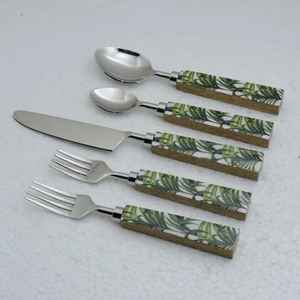 Couverts modernes en acier inoxydable à poignée émaillée, ensemble de cinq pièces, lavables au lave-vaisselle, durables, finition poli miroir, tendance - Product Image 1