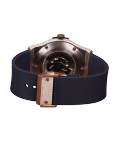 Montre de luxe personnalisée sertie de moissanite, diamants ronds, or blanc, bracelet en caoutchouc noir, cadran pour homme. - Product Image 2