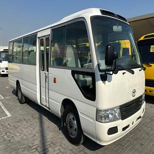 รถบัสโตโยต้าโคสเตอร์มือสองขายดี เกียร์ธรรมดา มาตรฐานไอเสียยูโร 3 เครื่องยนต์ดีเซล รถบัสโตโยต้าโคสเตอร์สำหรับขาย - Product Image 1