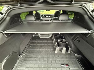 Alfa Romeo Stelvio Quadrifoglio SUV 2023, Listo para Envío a Todo el Mundo - Product Image 6