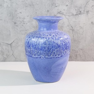 แจกันเซรามิกทรงเอเชียสมัยใหม่ AURORA POTS สีเขียวด้านลายจุดสีน้ำเงิน ขนาด 8-16 นิ้ว ผลิตด้วยกรรมวิธีเผาที่อุณหภูมิสูง ทำด้วยมือ - Product Image 4