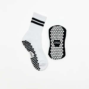 Calcetines de Pilates Antideslizantes Personalizados al por Mayor, Calcetines de Yoga y Ballet para Mujer con Diseño de Logotipo Personalizado, Rayas y Puño Acanalado para Estudios - Product Image 3