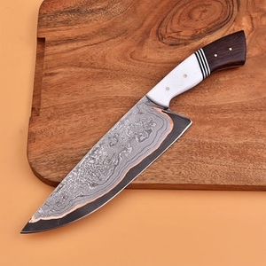 Cuchillo de Cocina Multiusos de Diseño con Patrón de Damasco de Cobre, Acabado Artístico para Aventuras y Viajes - Product Image 1
