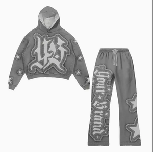 Conjunto de Sudadera con Capucha y Pantalones Deportivos para Hombre, Bordado Personalizado, Invierno, Color Sólido, 100% Algodón, Estilo Urbano - Product Image 1