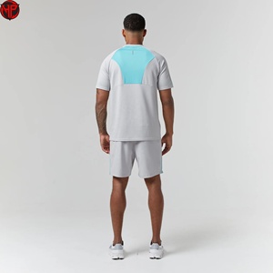 Conjunto Deportivo de Camiseta y Pantalones Cortos de Secado Rápido con Estampado Tejido para Hombre, Diseño de Bloques de Color en Contraste, Ropa Deportiva para Entrenamiento de Verano - Product Image 6