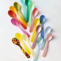 Ensemble de couverts en résine faits à la main, thème ange, forme personnalisée, cuillères à café colorées, finition miroir, décoratif pour la maison et la cuisine