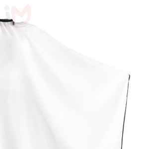 IMANS ENTERPRISES Capa de Barbero Blanca de Poliéster Resistente al Agua con Logotipo Impreso - Product Image 3