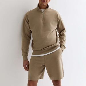 ชุดเซ็ตเสื้อยืดและกางเกงขาสั้นสตรีทแวร์ออกแบบโลโก้เองได้ แฟชั่นสำหรับผู้ชายสไตล์คนเมือง รับผลิตแบบ OEM ชุดเข้าชุดสำหรับฤดูร้อน - Product Image 3