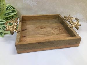 Bandeja de Madera para Servir con Asas Recortadas - Encanto Rústico para Cada Ocasión de Servir - Product Image 5