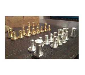 Pièces d'échecs modernes en métal, classiques et artistiques, vente en gros, design de luxe contemporain, jeu de stratégie - Product Image 1