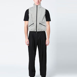 Veste en molleton de coton pour homme, style streetwear, 100% coton, poches zippées, coupe ajustée, vente en gros, vestes sans manches personnalisées pour homme - Product Image 6