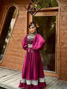 ชุดเดรสลูกไม้สไตล์อัฟกันคูชีสุดฮิต งานแฮนด์เมดแบบดั้งเดิม สะท้อนวัฒนธรรมอัฟกานิสถาน ความยาวระดับเข่า ทรงเอไลน์ เหมาะสำหรับงานแต่งงาน - Product Image 2