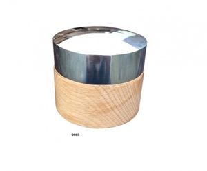 Moule à bijoux rond en bois avec dessus en métal 008I - Product Image 3