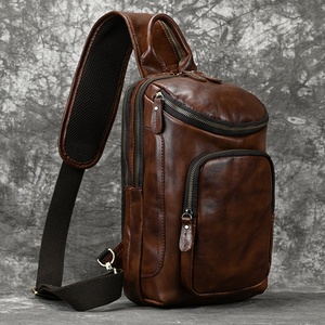 Bolso de Pecho de Cuero Genuino con Correa Ajustable, Bolsillo con Cremallera, Correa de Hombro Ajustable, Impermeable, Duradero, Gran Capacidad, Estilo Vintage - Product Image 3