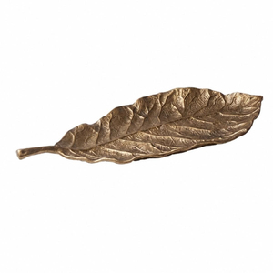 Assiette de service en métal en forme de feuille, motif végétal peint à la main, design moderne, plats et assiettes, plateaux de service pour aliments et en-cas - Product Image 2