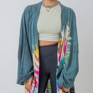 Robe de soirée moderne chaude détendue col en V profond faite à la main Tie Dye Trendy Summer Resort Wear Robe de soirée Boho Beach Kaftan Kimono Robe - Product Image 2